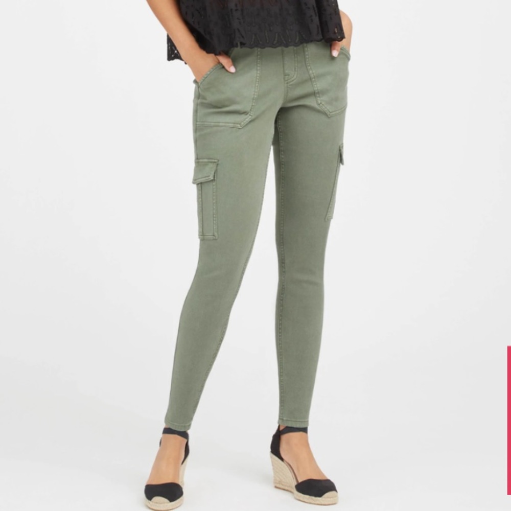 NWT Spanx Stretch Twill Ankle Cargo Pant